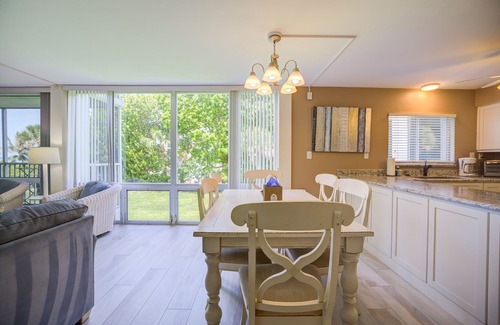Sanibel Condo | Island Beach Club #220C is a 2/2 Sanibel Island vacation rental condo!