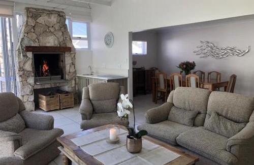 Great Brak River House | Island Breeze @ 70
