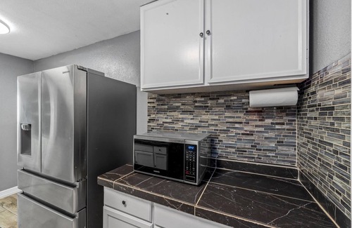 Galveston House | Island Bungalow Near Beach & UTMB w/EV Charger