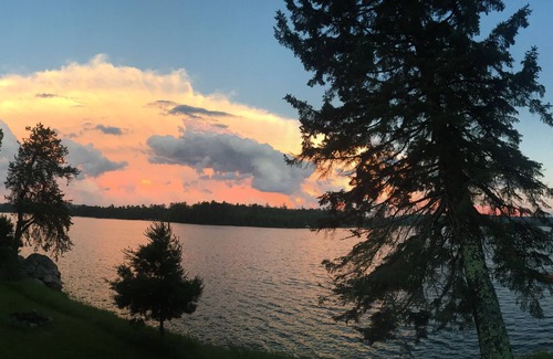 Crane Lake Cabin | Island Cabin ~ Lake living at its finest, clean, monthly only discount