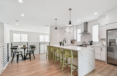 Coquina Key House | Island Charm meets Downtown Convenience
