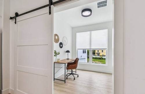 Coquina Key House | Island Charm meets Downtown Convenience