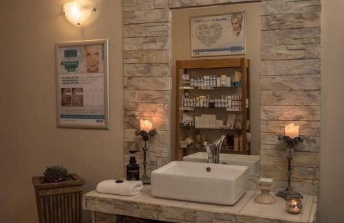 Luderitz House | Island Cottage Guesthouse