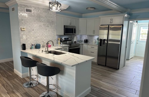 Matlacha Cottage | Island Cottage in Quaint Matlacha Florida. Amazing island life is a click away…