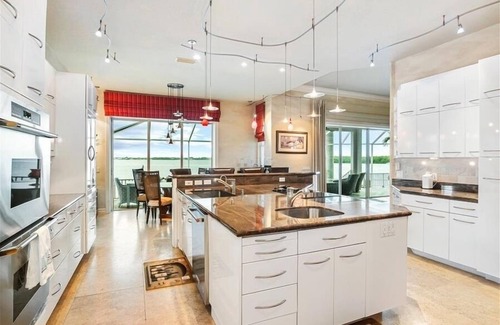 Englewood House | "Island Elegance" with Dockage