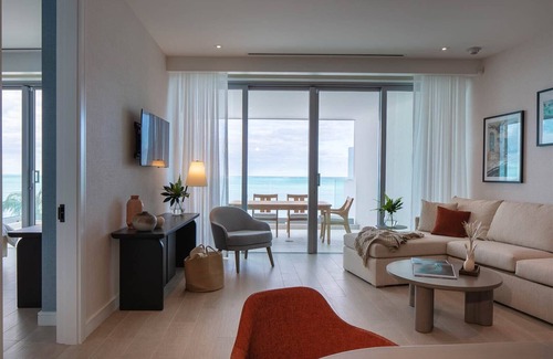 Nassau Villa | Island Escape: Spacious 2-bedroom villa in Nassau with WiFi, fitness room, AC