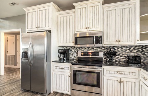 Dauphin Island House | Island Fever - Gulf Beach, POOL, 6 Bedrm/5 Bath, Handicap ramp, Sleep 20