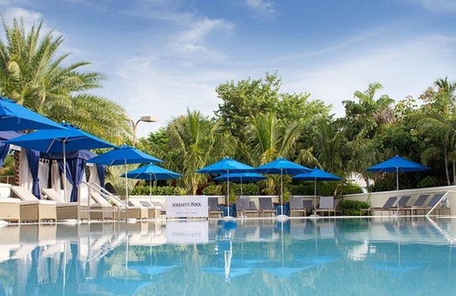 Captiva Hotel | Island Getaway! Pool View Unit | Balcony | Ideal for Families! Free Parking