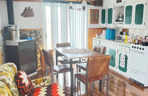 York Harbour Cabin | Island-getaways cottage rental and cod fishing. We do island tours upon estuary