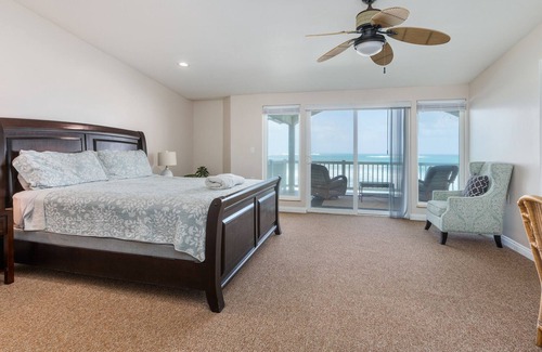 Laie House | Island Hibiscus Hale- Ocean Views, Whale watching, AC