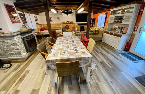 Grono House | Island holiday home