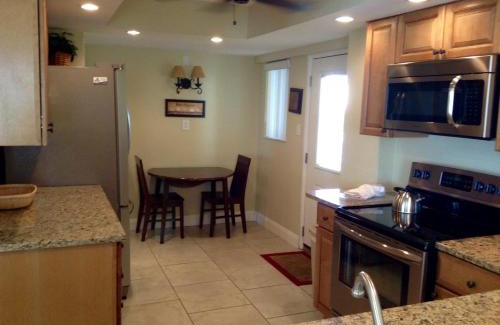 Siesta Key Apartment | Island House Beach Resort 9N