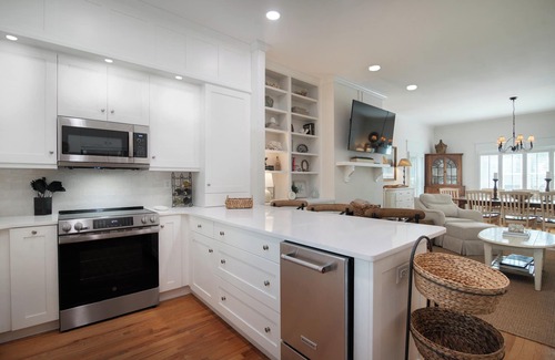 Debordieu Colony House | Island House Updated DeBordieu Home just steps away from the beach
