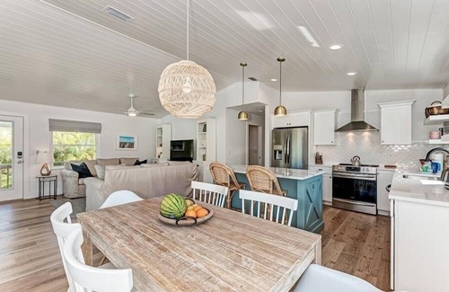 Anna Maria House | Island in the Sun, luxury beach house,private pool