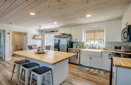 Placida House | Island Life Little Gasparilla Home Waterfront on the Bay w/Private Dock