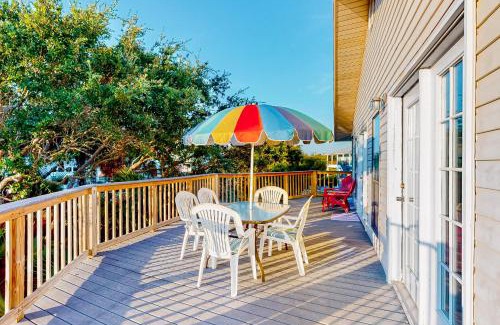East End House | Island Palms