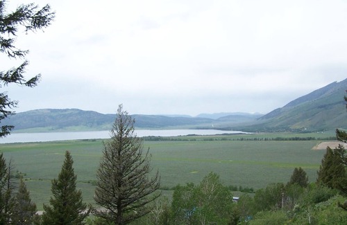 Island Park Cabin | Island Park 13 Miles To Yellowstone And 3 Miles To Henry's Lake