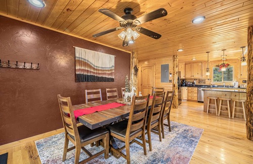 Island Park Cabin | Island Park Fall Retreat | Hot Tub Fire Pit Game Room