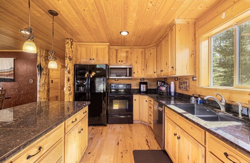 Island Park Cabin | Island Park Fall Retreat | Hot Tub Fire Pit Game Room