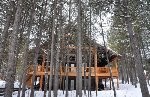 Island Park House | Island Park Luxury Cabin-Hot Tub-Near Yellowstone
