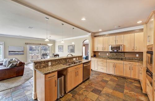 Lake Norman of Catawba House | Island Point by AvantStay Sleeps 18 Dock