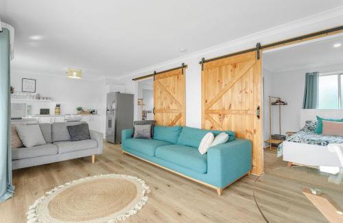 St. Georges Basin House | Island Point Hideaway