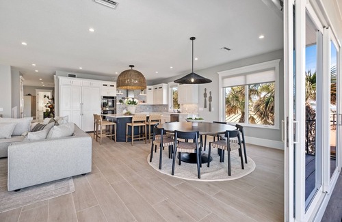 Anna Maria House | Island Retreat! Pool, Spa, Rooftop Views and Covered Outdoor Dining