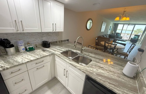 South Island Condo | Island's End #103 "Island End Paradise" - 2 Bedroom Beachfront