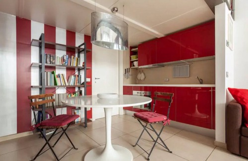 Porta Garibaldi Apartment | Island Skylight Loft I Via della Boscaiola