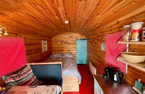 Aalsmeer Boat Rental | Island Sleeping