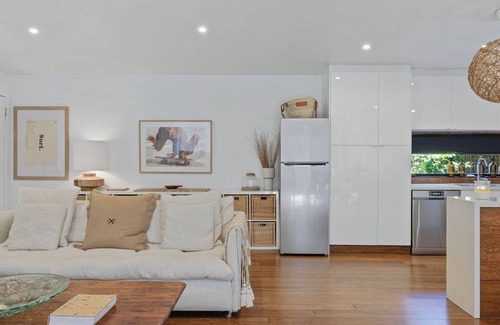 Cape Woolamai House | Island Surf House Beautiful spacious home next to the ocean.
