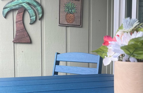 Carolina Beach Condo | Island Time is the Best Time! 1BR, 1BA, Full Kitchen, Balcony, Pool, etc.