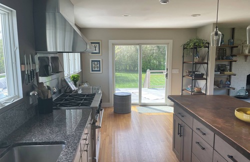 Jamestown House | Island Time - Jamestown