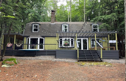 Palermo House | Island Time