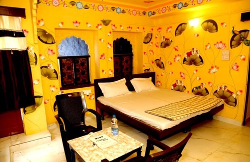 Udaipur Hotel | Island Tower Guest House