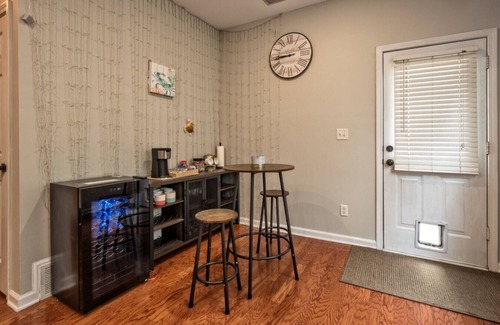 Memphis House | Island Vibe at Harbor Town-5 mins from downtown