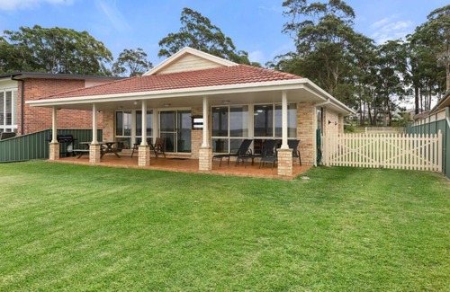 St. Georges Basin House | Island View by Experience Jervis Bay