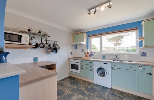 Thurlestone House | Island View - Two Bedroom House, Sleeps 5