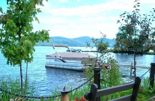 North Lake George House | 'Island View in Hague' Directly on Quiet Northern Lake George ***** View & Sunny