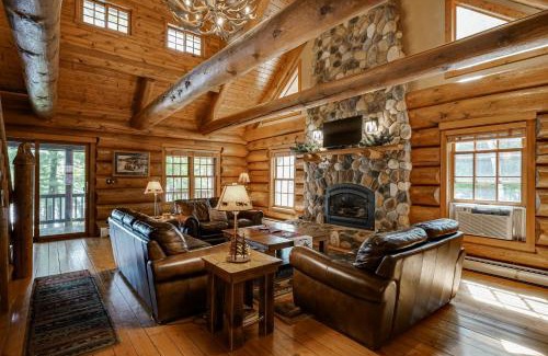 Eagle River House | Island View Lodge