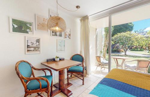 Wailua Hotel | Islander on the Beach 171