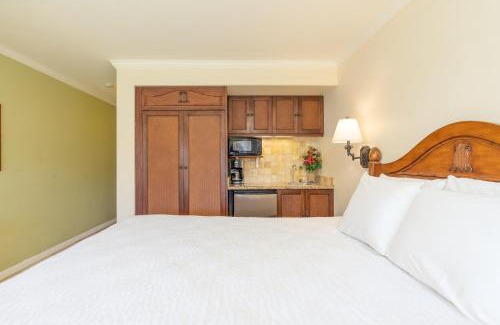 Wailua Apartment | Islander On The Beach #322