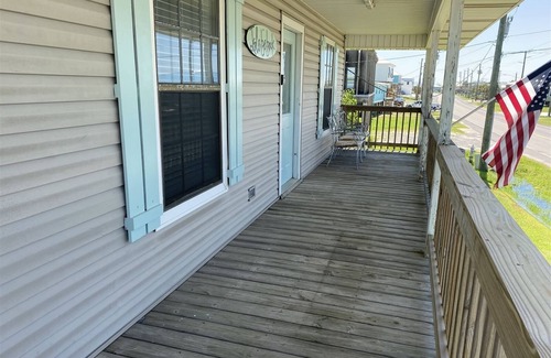 Grand Isle House | Isle Be Back - Beachfront - Island Realty
