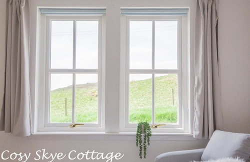 Glenhinnisdal Cottage | Isle of Skye - 3 bedroom 2 Bath room self-catering Cottage (11 miles to Portree)