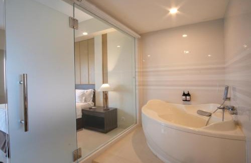 Cibodas Hotel | Istana Nelayan Hotel & Convention Powered by Archipelago