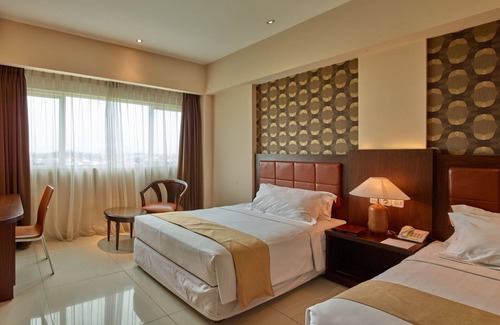Cibodas Hotel | Istana Nelayan Hotel & Convention Powered by Archipelago