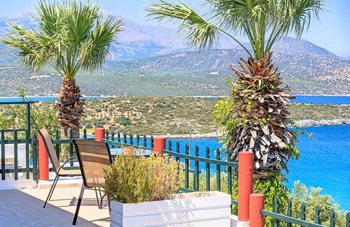 Istron Apartment | Istron Beachside Studio