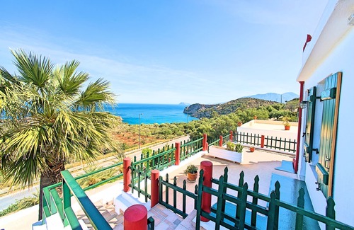 Istron Apartment | Istron Beachside Studio