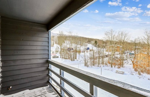 Timberline Condo | It is a very short walk to Timberline Mountains lifts and lodge from D303!