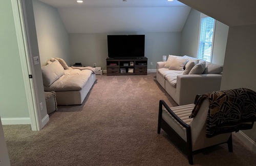 Southern Pines House | It is located between downtown Southern Pines and Pinehurst Golf Resort.